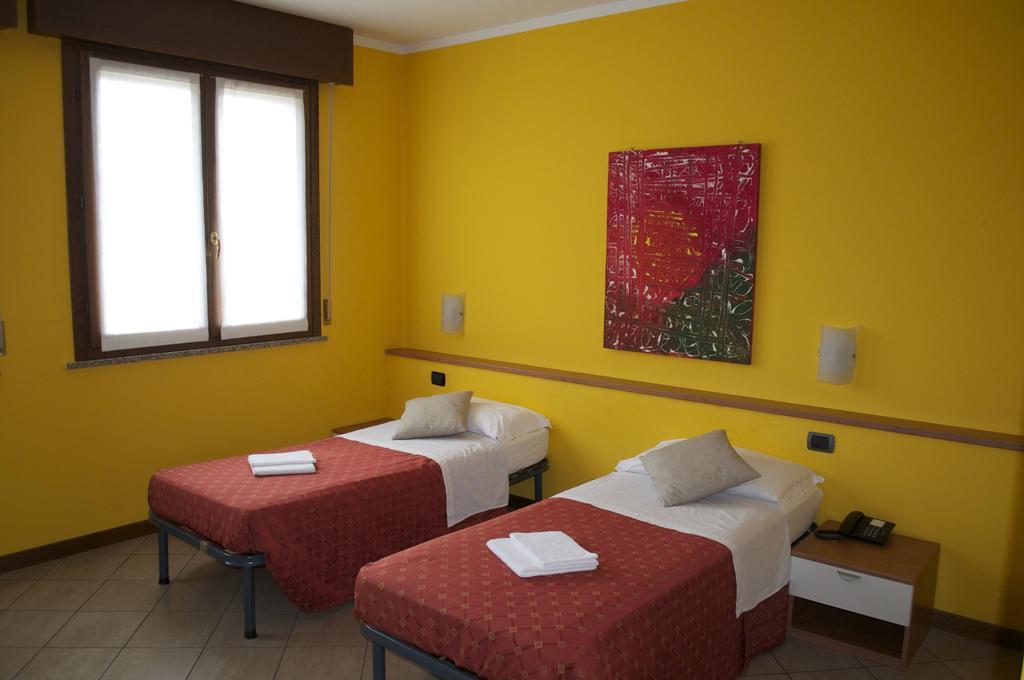 Hotel Mantova Sud Bagnolo San Vito Camera foto
